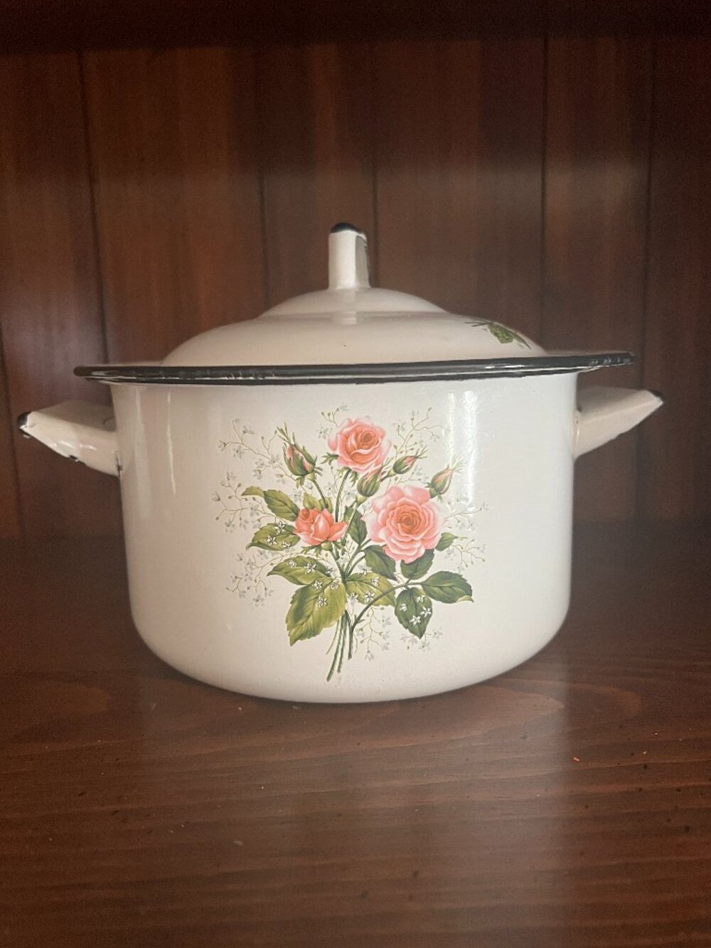 Vintage Enamel Cookware 2.25 quart pot with lid White with pink floral pattern